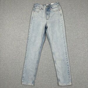 NWT BDG‎ Jeans Womens 24x32 Mom Fit Light Wash High Waisted Tapered Blue Denim